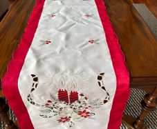 Christmas Table Runner