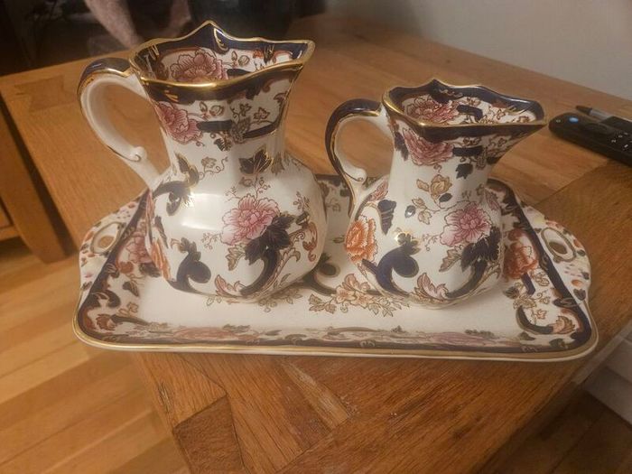 Vintage Mason's Ironstone Matching 2 Jugs & Tray