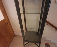 Metal /Glass cabinet