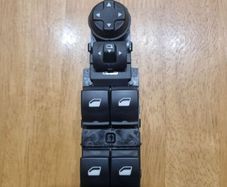 Citreon/Peugeot Door Window Switch 98248414ZD-01