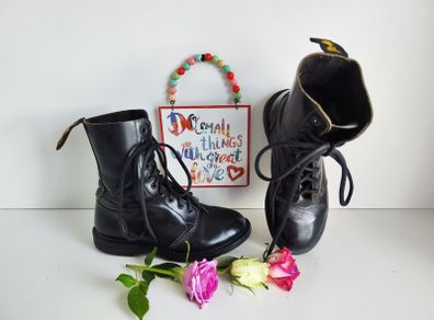Dr Martens 10 eye 1490 black vintage england ankle boots UK3 EU36 US5