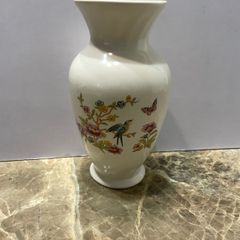 Wicklow vale  vases