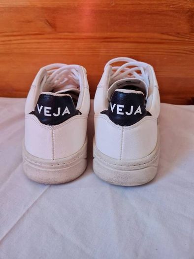 Veja v10 cwl Oxford grey Size 6 eu 39 white leather in excellent condition