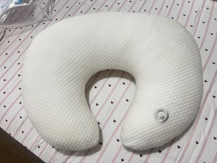 Feeding pillow