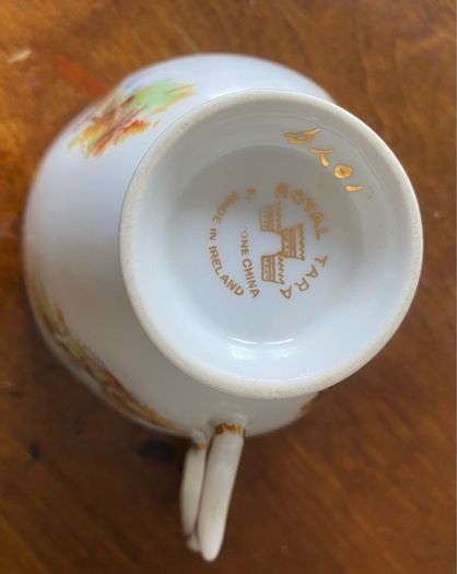 Royal Tara 20pcs Tea Set Rare Vintage Hunt Scene Pattern