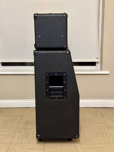 Hughes & Kettner Matrix 100 Half Stack, SC412A 4x12 Cab + Footswitch