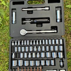 Essential Socket Set (Missing some pieces)
