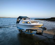 Boat Johnson 90 hp with trailer