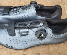 womens cycling shoes