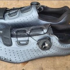 womens cycling shoes