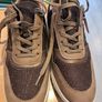 New size 39 or 6 female everyday runners with sparkles Image 3