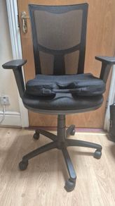 Office chair Lyreco