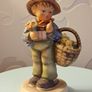 1971 Goebel  "Easter Greetings" Figurine Image 3