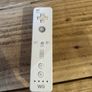wii controller Image 2