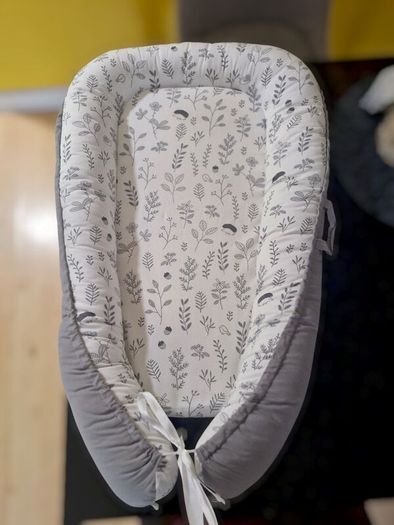 Baby Nest- Like New