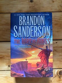 Stormlight Archive - Brandon Sanderson