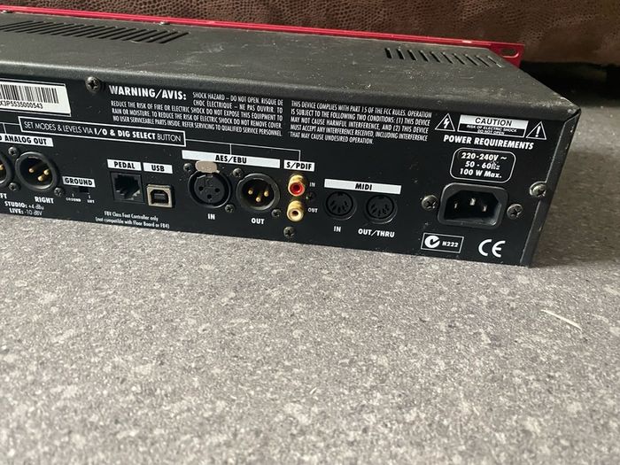 Line6 Pod XT Pro Rackmount Guitar Multi-Effects Processor Electric Guitar Line 6