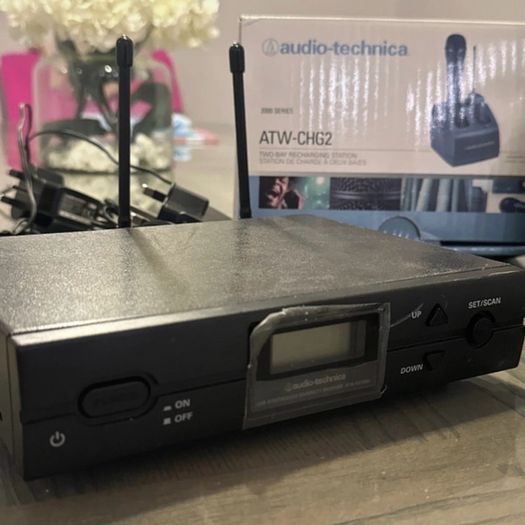 Audio-Technica 2000 Series Wireless Mic System