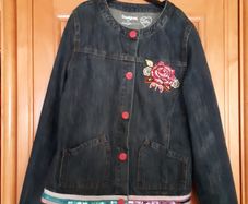 Stunning Desigual denim jacket age 13/14