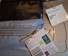 Avenue duffle bags X 2