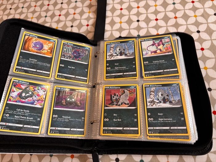 Pokemon folder and cards