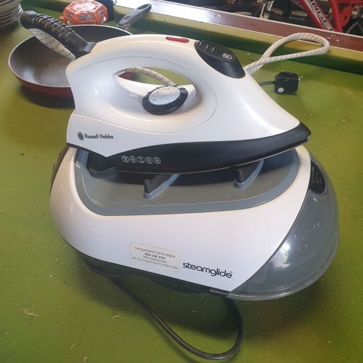 Russel hob Steamglide Iron