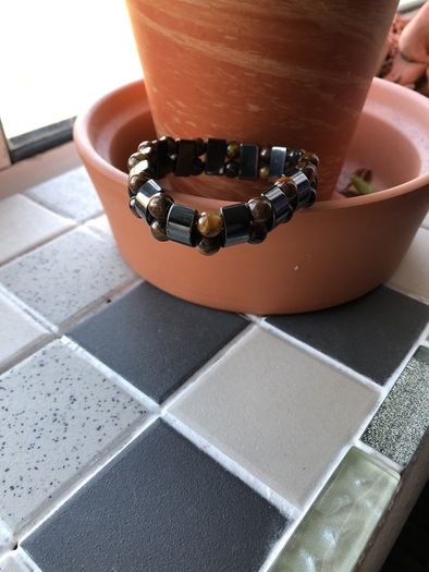 Tigers eye and hamitite bracelet