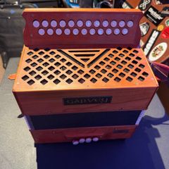 Garvey Tam 2 Accordion