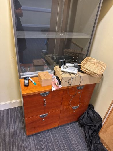 Locking file cabinet with keys