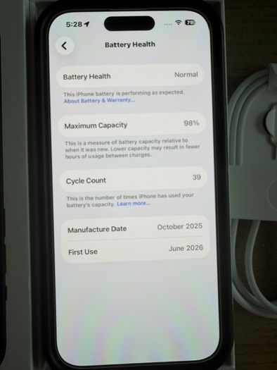iPhone 15 128GB, Case & Screencover