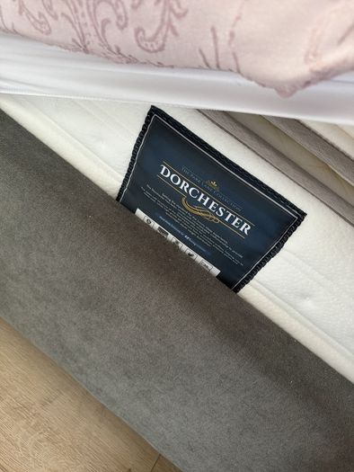king size bed with mattress