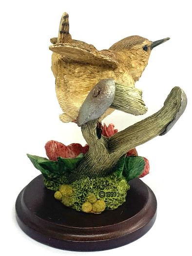 Vintage Wren With Pansies Figurine By Country Artist Andrew MacCallum