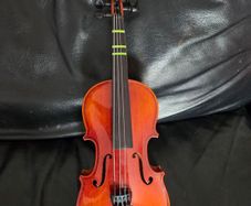 Child's violin Swords Co Dublin reduced to 60 euro