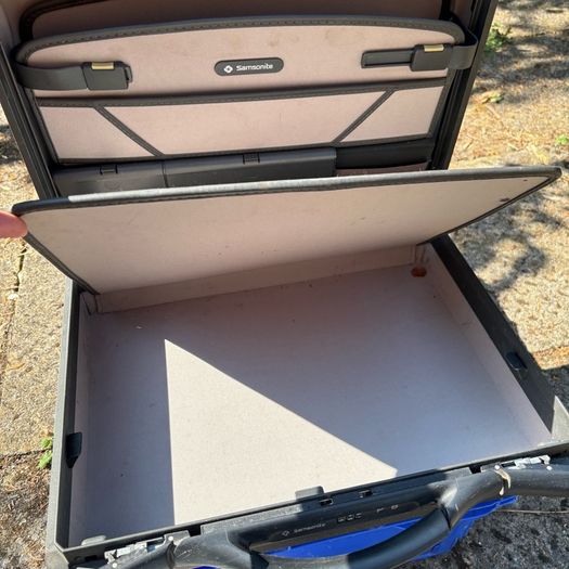 Samsonite hard case /brief case