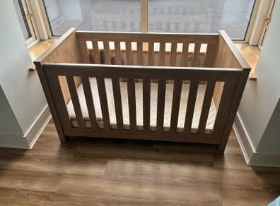 baby cot - Very good condidition