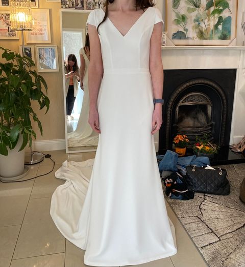 Beautiful Alena Leena wedding dress never worn