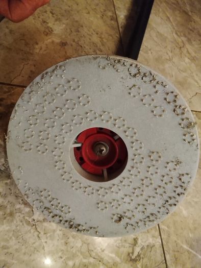 battery powered floor buffering machine