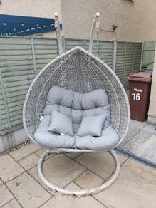 Double Hanging Chair for garden