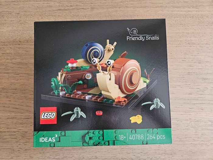 lego 40788 friendly snails