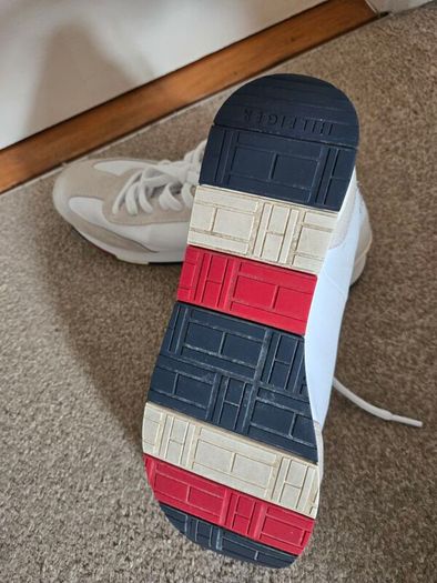 Tommy Hilfiger shoes size 8