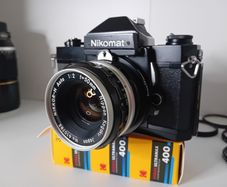 Nikon Nikomat FT2, Nikkor H auto 50mm f2