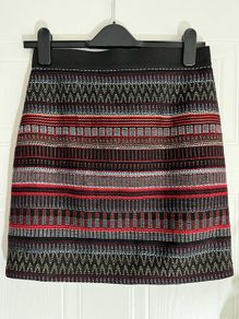 Dunne's skirt size 8