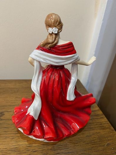 Royal Doulton Pretty Ladies Scarlett
