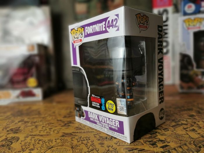 Dark Voyager Funko POP Vinyl Figure ! 2019 Fall Convention Exclusive ! Glow in the Dark ! Limited Edition ! Fortnite !