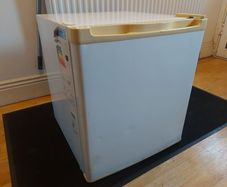 counter top fridge
