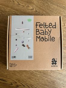 Sebra teeny toes baby mobile