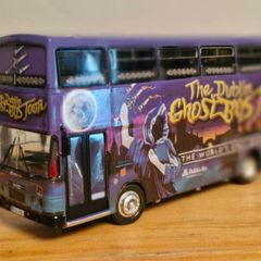 model bus