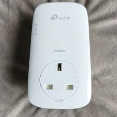 Tplink WiFi passtrought power adapter / extender