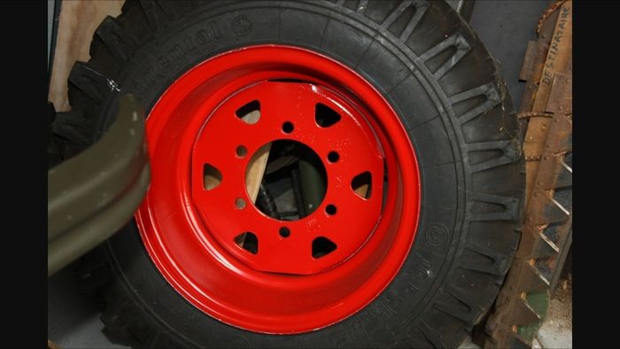 WANTED Unimog  18" wheel