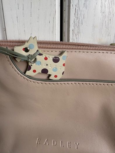 woman  hand bag